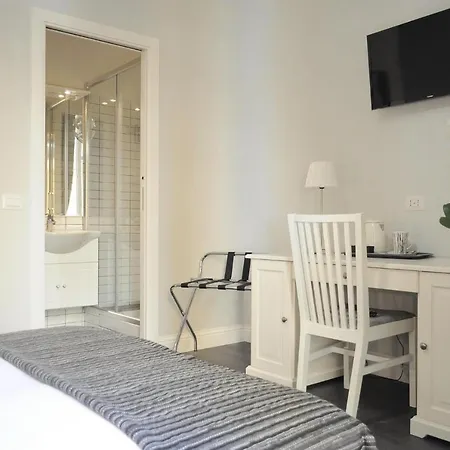 Residenza Vatican לינה וארוחת בוקר